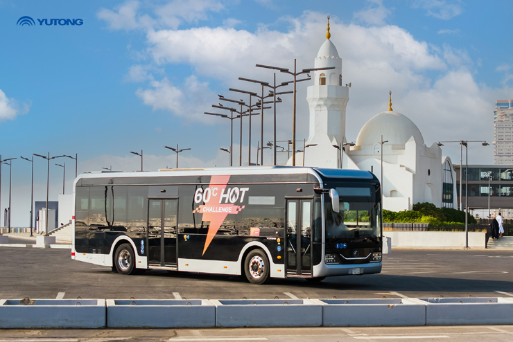 التغلب على حرارة الصحراء القاسية: إطلاق تحدي الحرارة الشديدة لموديل Yutong E11pro لأول مرة!